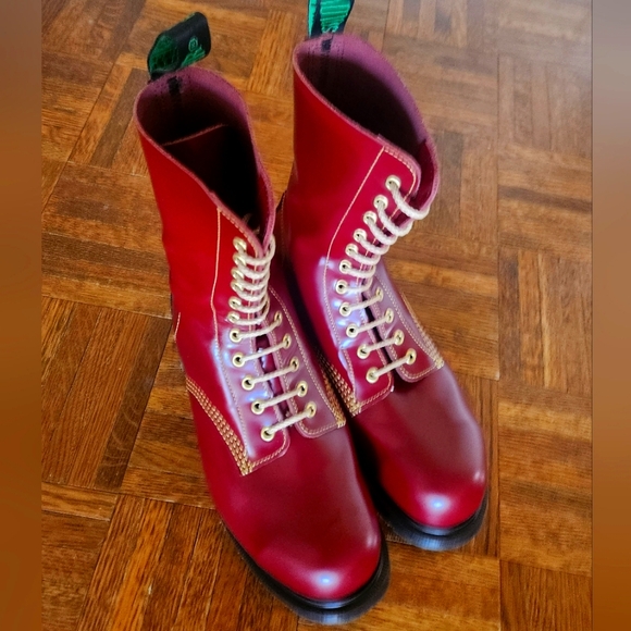 Made in England Solovair boots - Picture 3 of 9